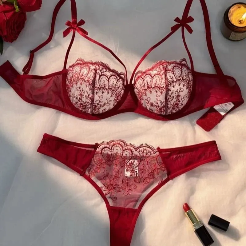 2-piece Women's Black Comfortable Lightweight Bow Womens Lace Embroidery Semi-Sheer Adjustable Strap Bra and Panty Set