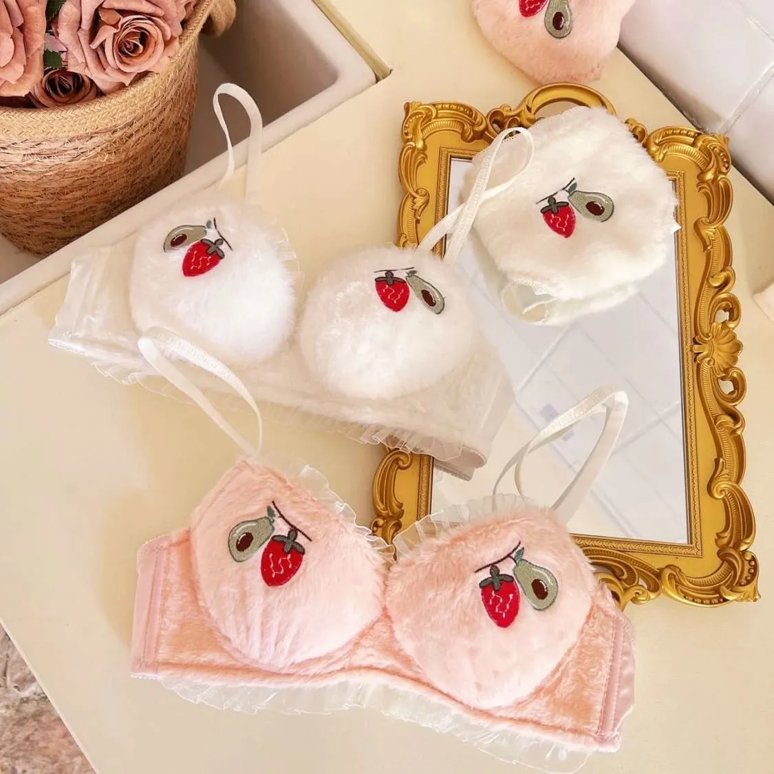 Cute Fruit Embroidery Lace Lingerie Sweet Bras Underpants Underwear Warm Two Piece Sets Sweet Plush Set Sexy Girlfriend Gift