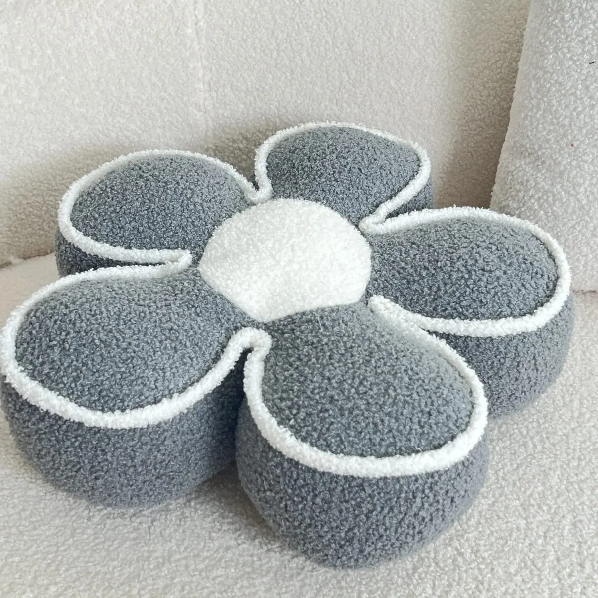 PP Cotton Filled Sunflower Pillow Flower Petal Shape Sofa Cushion Headrest Backrest Pad Living Room Bedroom Bay Window Decor