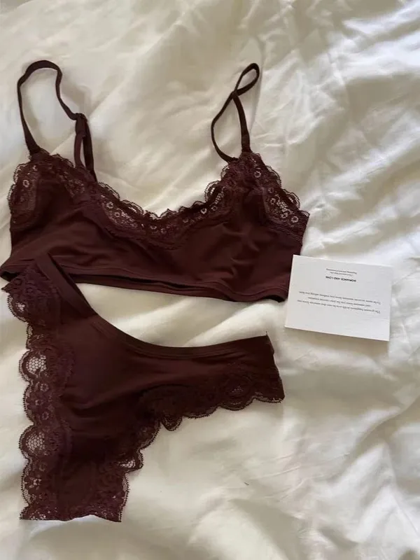 Lace Bra Set Woman Adjusted-strap Seamless Bras+Low Waist Panties Female Casual Simple Solid High Elasticity Lingerie Sets — image 5