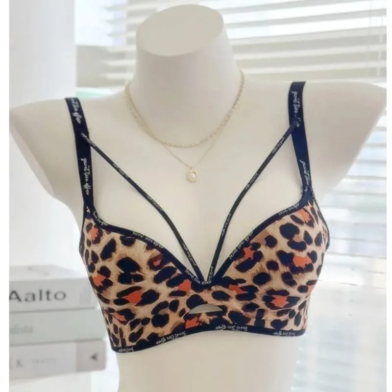 Stylish Leopard Print Seamless Wireless Lingerie Thin Comfortable Gather Small Breast Pretty Breast Shape Casual Wear S-XL Suit