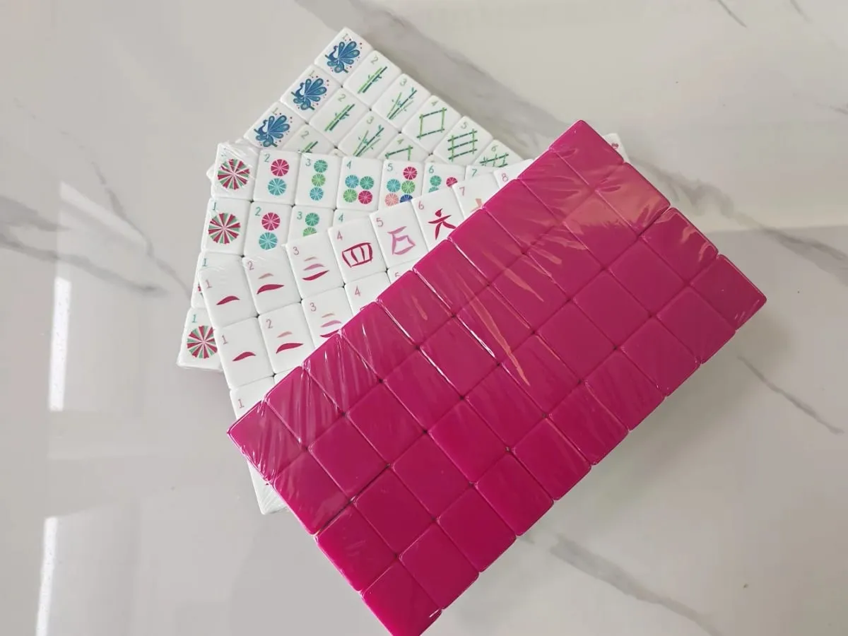 Customizable American Mahjong Sets 160 Tiles 4-Layer Acrylic Mah Jongg Surprise Gifts Mahjong Portable Travel Family Party Games — image 10