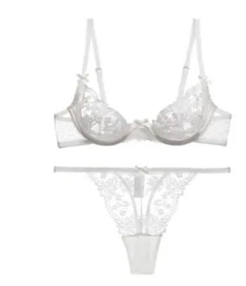 Riviera Sheer Bralette - บรา Underwire ครึ่งถ้วยระบายอากาศได้ ชุดชั้นในลูกไม้พร้อมฤดูร้อนไม่มีฟองน้ำ เป็นมิตรกับคลื่นความร้อน