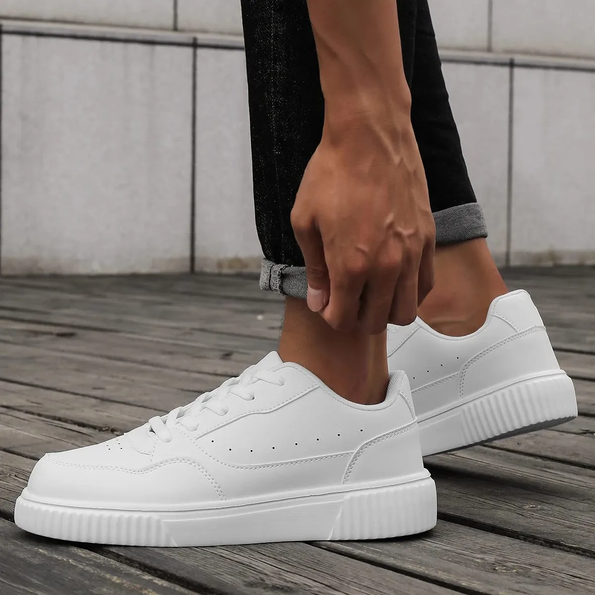 Unisex Black Skateboard Shoes Platform Lightweight Minimalist Sneakers Men Women Sports Shoes Non-slip Casual Men's Skate Shoes — image 5