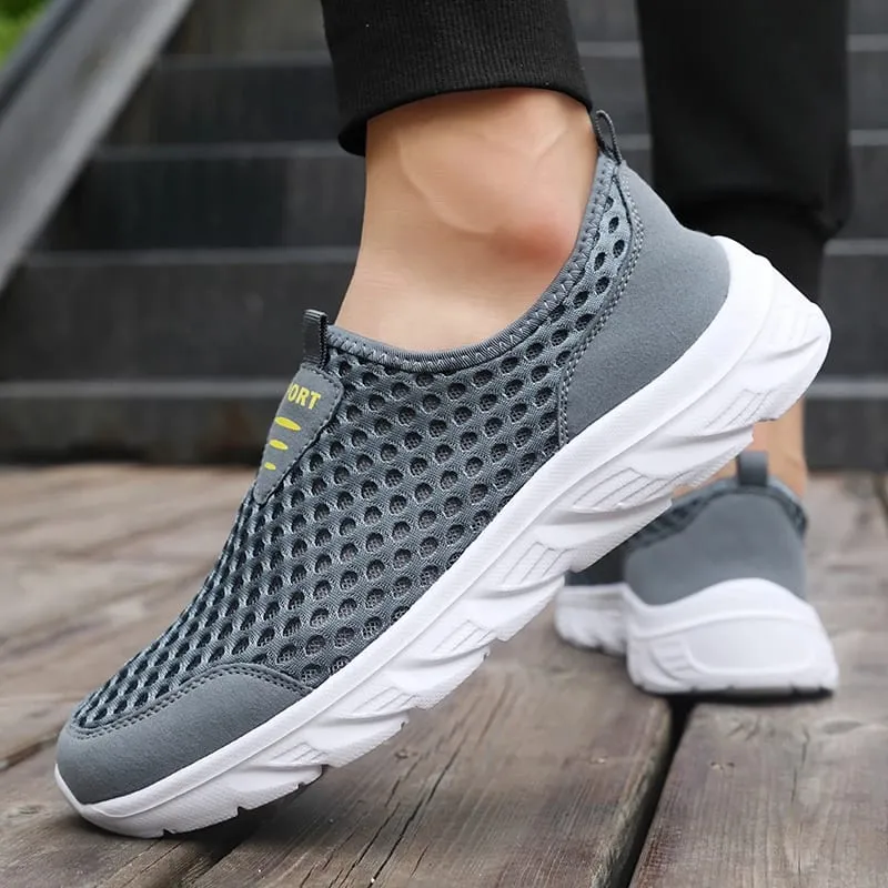 Letvægts mænd Fritidssko Åndbar Slip on Herre Casual sneakers Anti-slip mænds Flats Outdoor Walking Sko Størrelse 39-46
