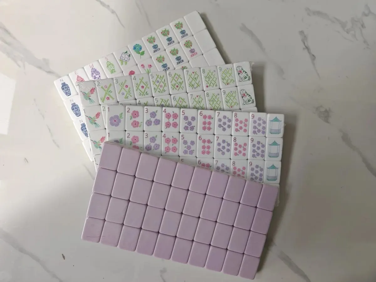 Customizable American Mahjong Sets 160 Tiles 4-Layer Acrylic Mah Jongg Surprise Gifts Mahjong Portable Travel Family Party Games — image 16