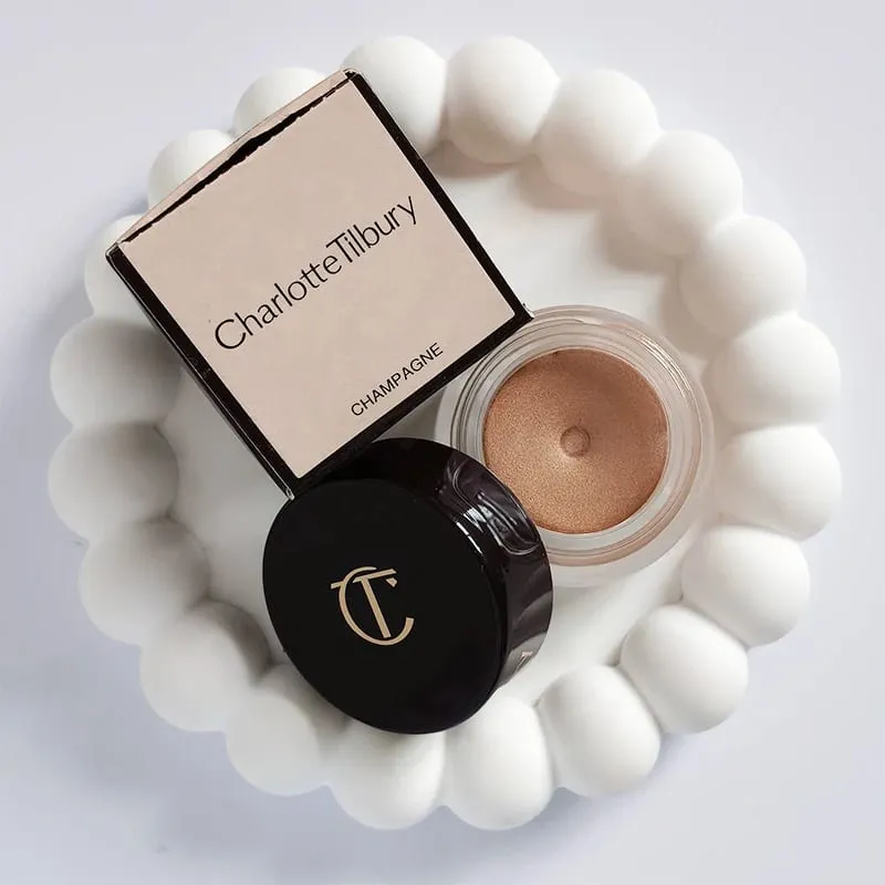 CT Quatro-color Eyeshadow Palette Matte Glitter Eyeshadow Brilhante Maquiagem Travesseiro Falar Fácil de Colorir Fundação Natural Cosméticos