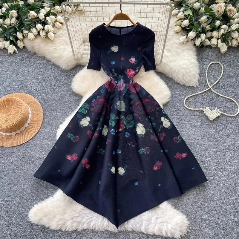 Miyake Pleated Geometric Print A-Line Dresses European New Short Sleeve Simple Elegant Commuter Plus Size Stretch Women's Dress