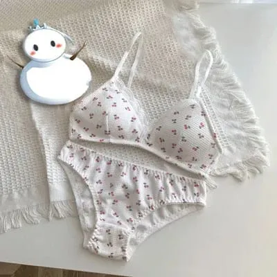 Japanese Kawaii Bralette Cherry Strawberry Print Delicate Lace Non-Wired Bra AB Cup Anti-Sagging Comfort UK Sizes BANERDANNI Bra — image 10