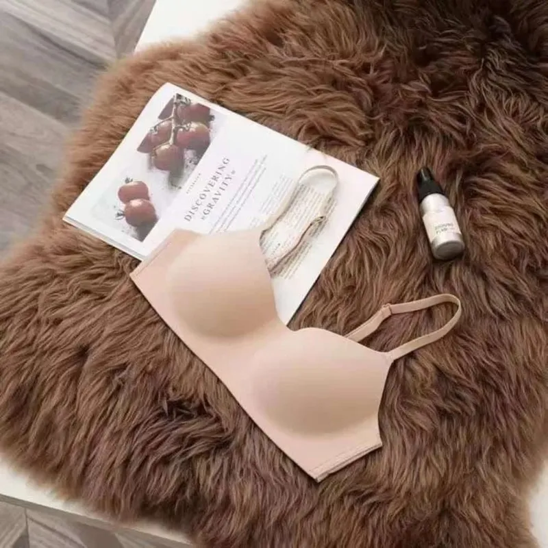 Comfortable Soft Comfort Wireless Bra Breathable Fabric Thin Cup Push Up Bra Non-Wire Elastic Seamless Bra Lingerie Beauty