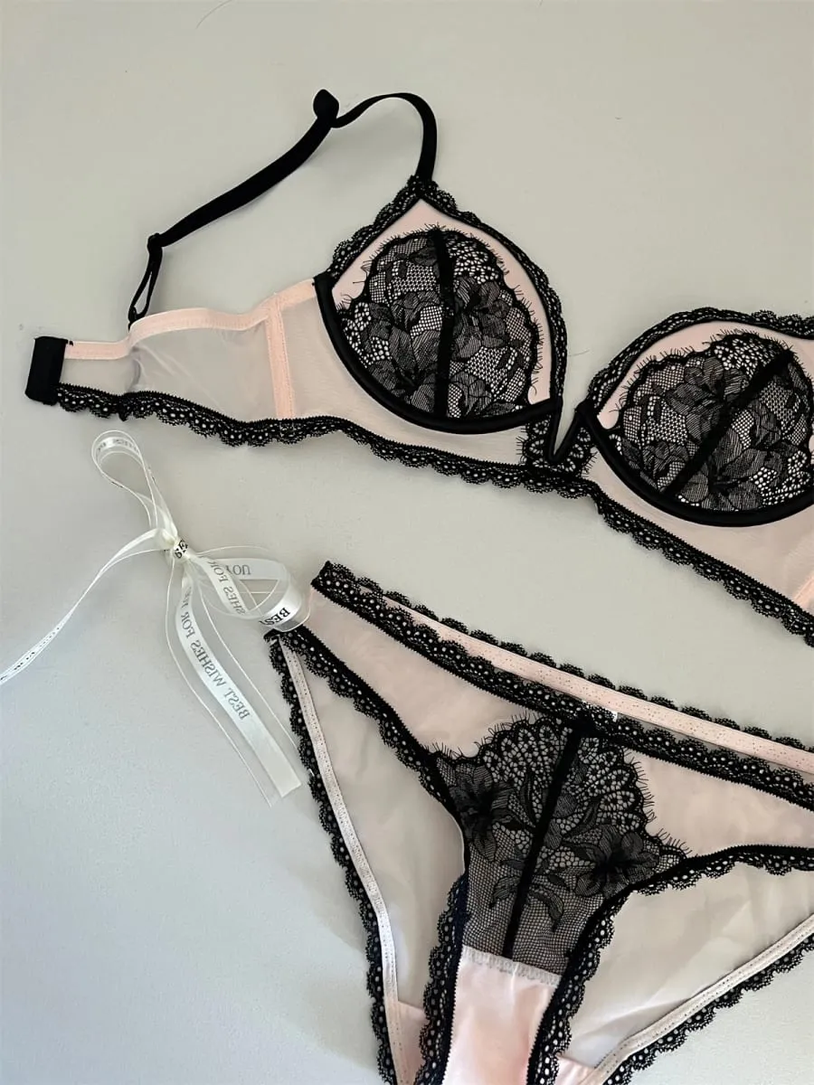 Niche sexy deep v bra gathering anti-sagging cover vice breast corner underwear sets sexy embroidery lace underwire lingerie