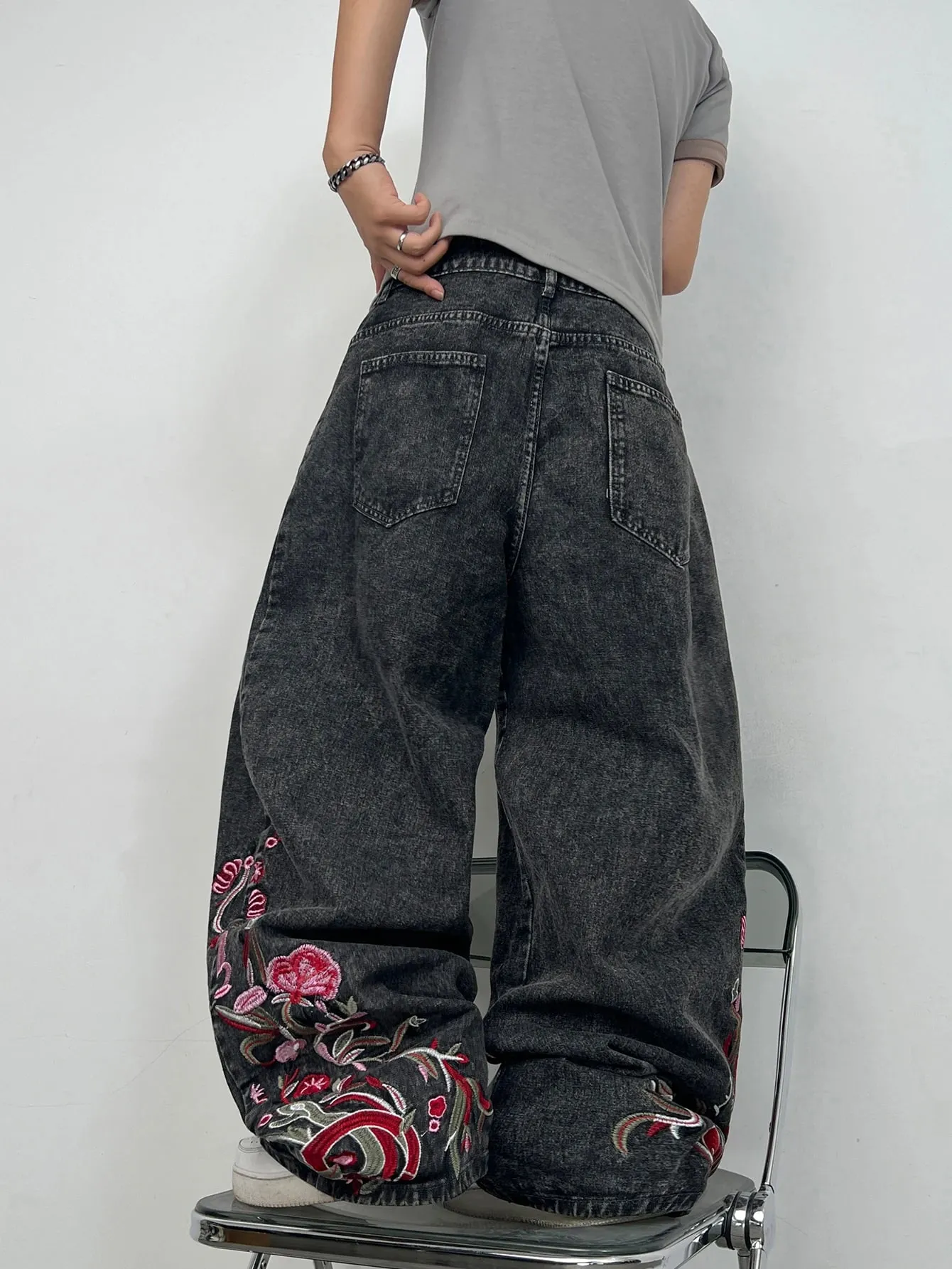 American Retro Embroidered Design Snowflake Gray Baggy Jeans Man Y2K Trendy Street Fashion Skateboard Style Versatile Long Pants