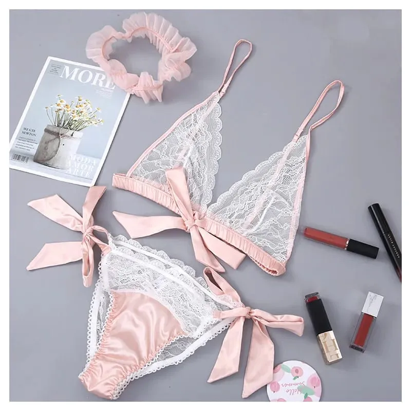 Pakaian Dalam Seksi Perancis Lace Ruffles Bra dan Seluar Dalam Tanpa Wayar dengan Set Pakaian Dalam Garter Godaan Melihat Melalui Set Bra Ultra Nipis