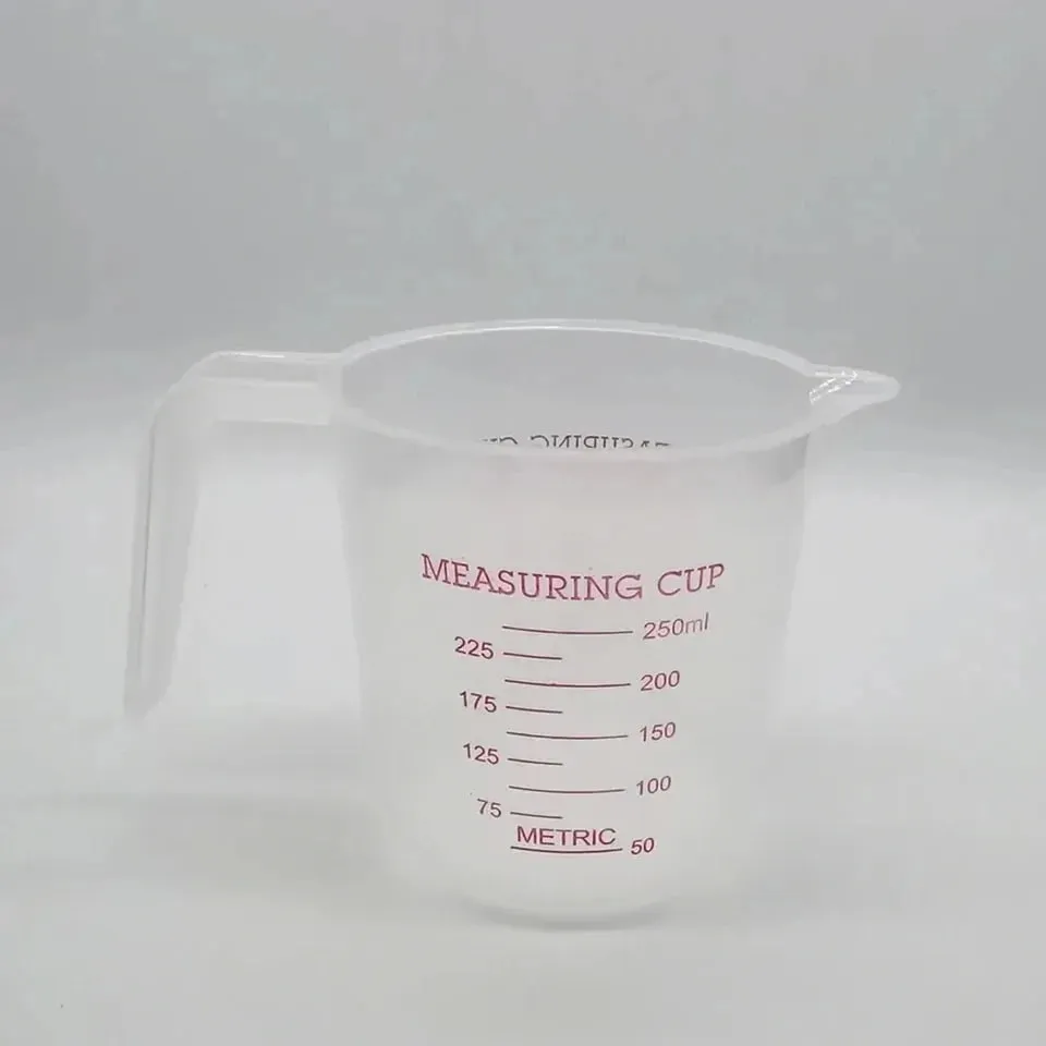 Kitchen Food Grade 0.25L 0.5L 1L Plastic Tip Mouth Pot Pour Spout Clear Measuring Cup Household Baking Scale Cup Kitchen Tool