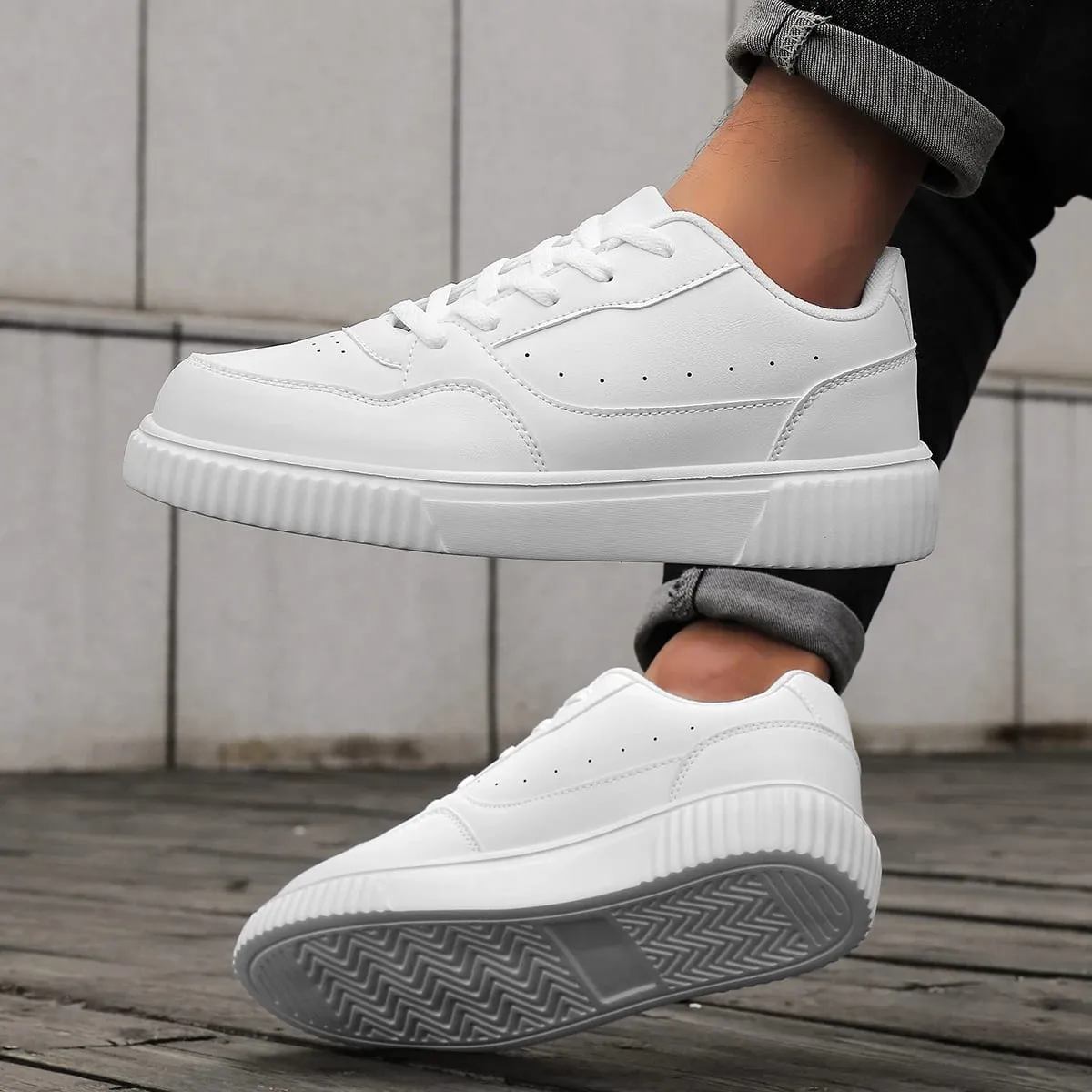 Unisex Black Skateboard Shoes Platform Lightweight Minimalist Sneakers Men Women Sports Shoes Non-slip Casual Men's Skate Shoes — image 4