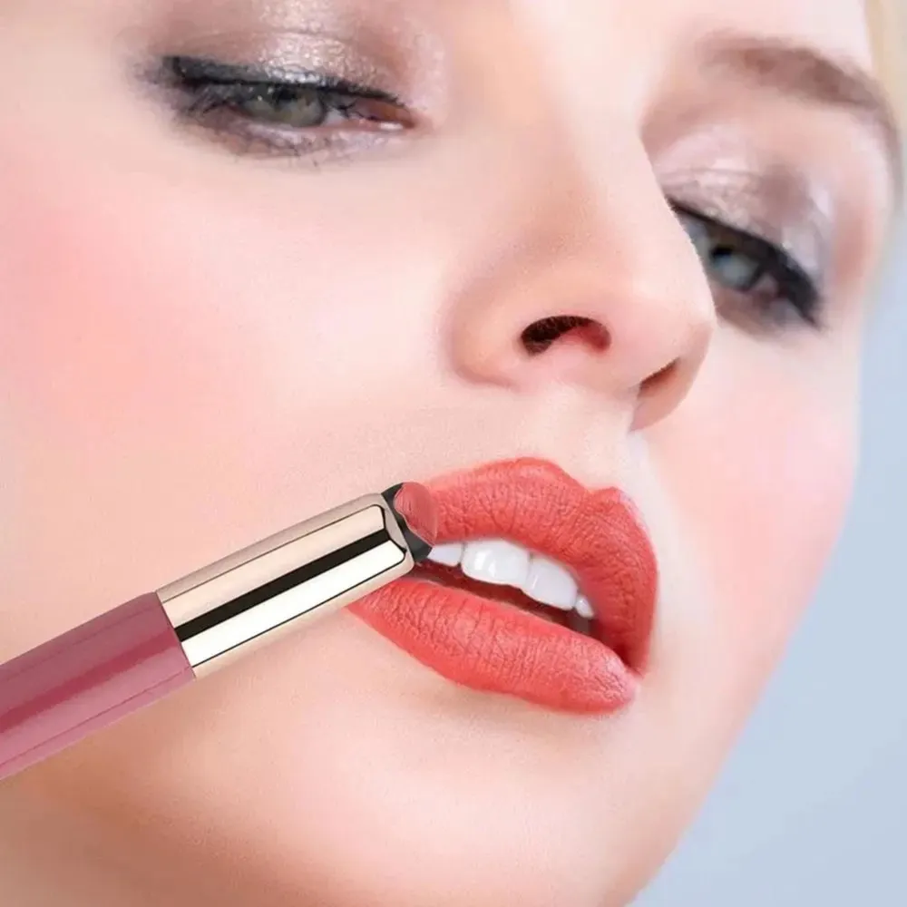 1Pc Silicone Lip Brushes with Cover Cap Concealer Brush Like Fingertips Q Soft Lipstick Makeup Brushes Round Head No Broken Pink — image 2