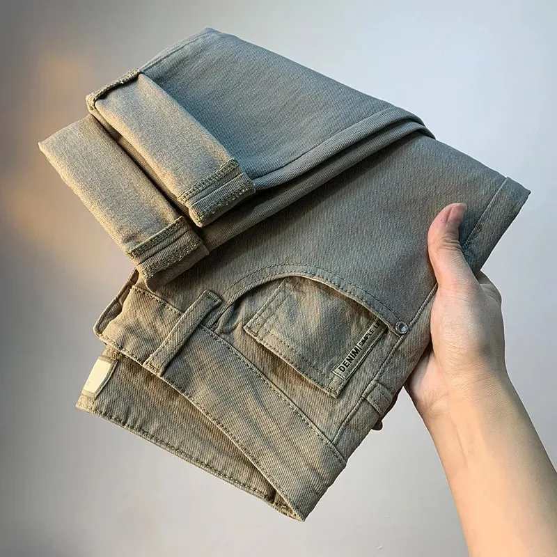 Lichte luxe herenjeans 2025 zomer dunne stretch taps toelopende kleine rechte pijpen casual veelzijdige denim effen kleur broek
