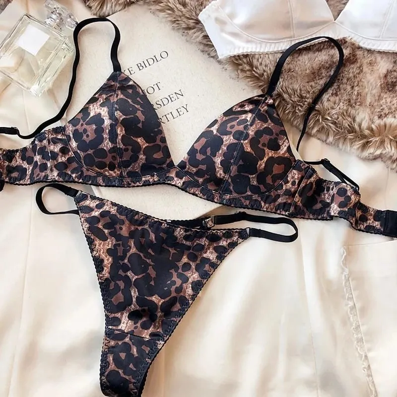 2026 New French Ultra Thin Women Lingerie Set Satin Lace Splicing Comfort Bras Leopard Print Temptation Bra Thong Sets Underwear — image 9