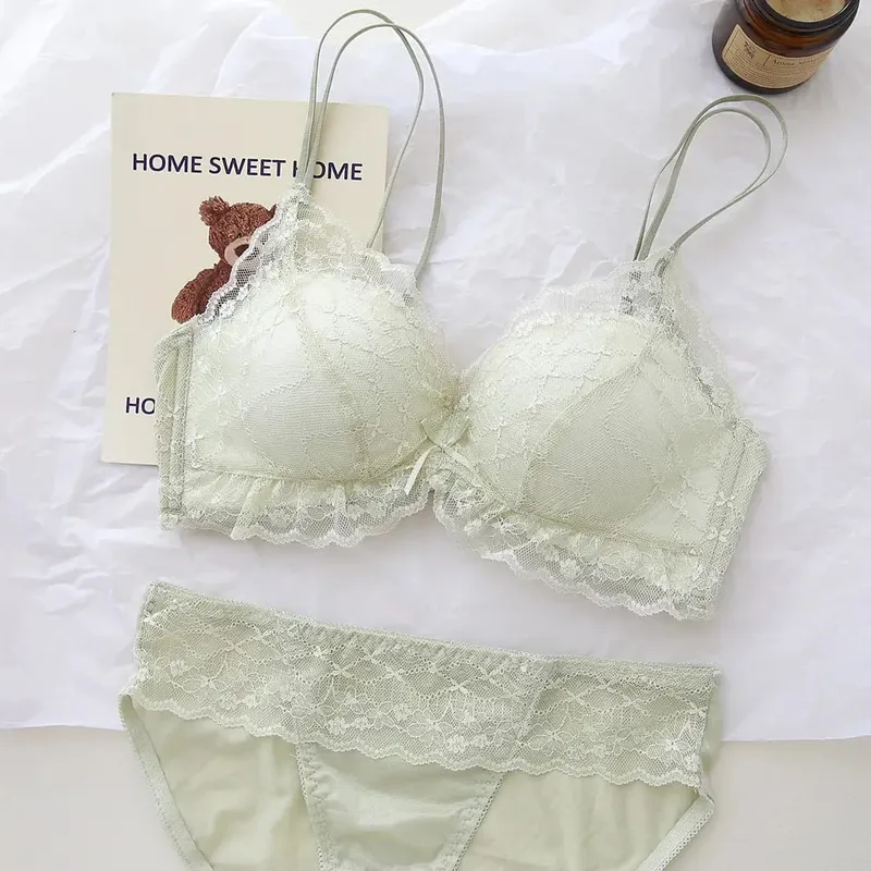 Sweet Sheer Lace Lingerie Set Double Straps Wireless Bra for Small Bust Lift & Gather