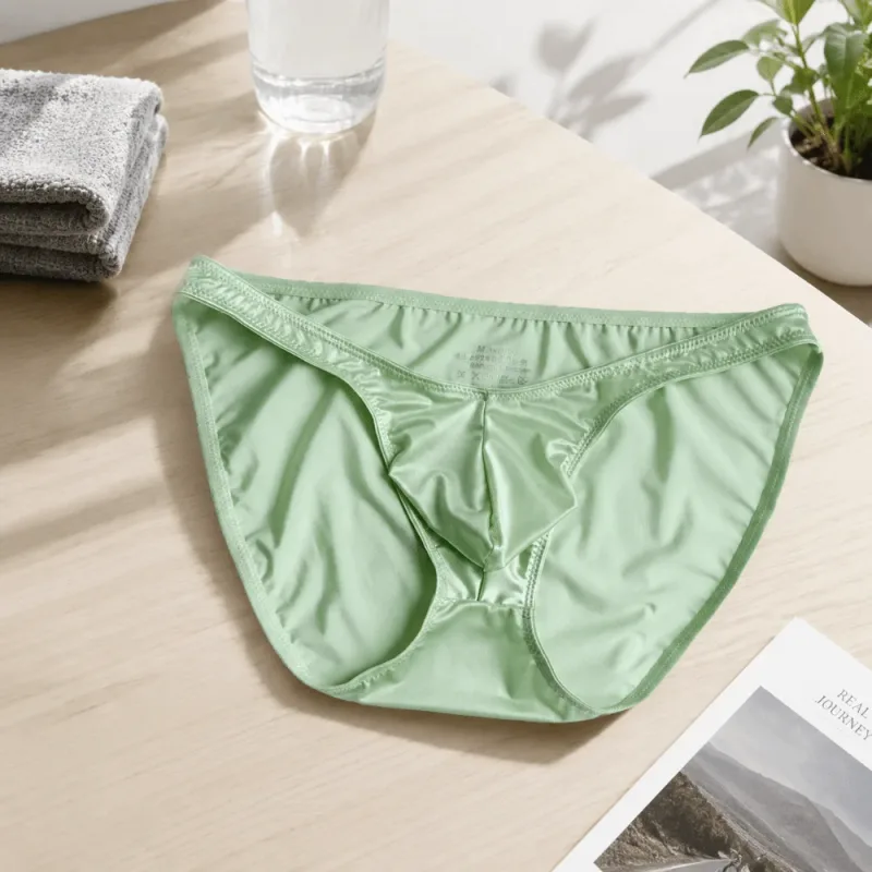 Comfortable Low Waist Men's U-Pouch Underwear Breathable Seamless Satin Silk Briefs Narrow Belt Lingerie Ice Silk Panties Sports