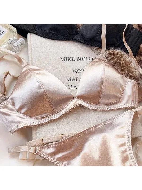 Summer Sexy Bralette for Women Deep V Neck Push Up Triangle Bra Thin Strap Backless Lingerie Small Chest Bikini Top Comfortable