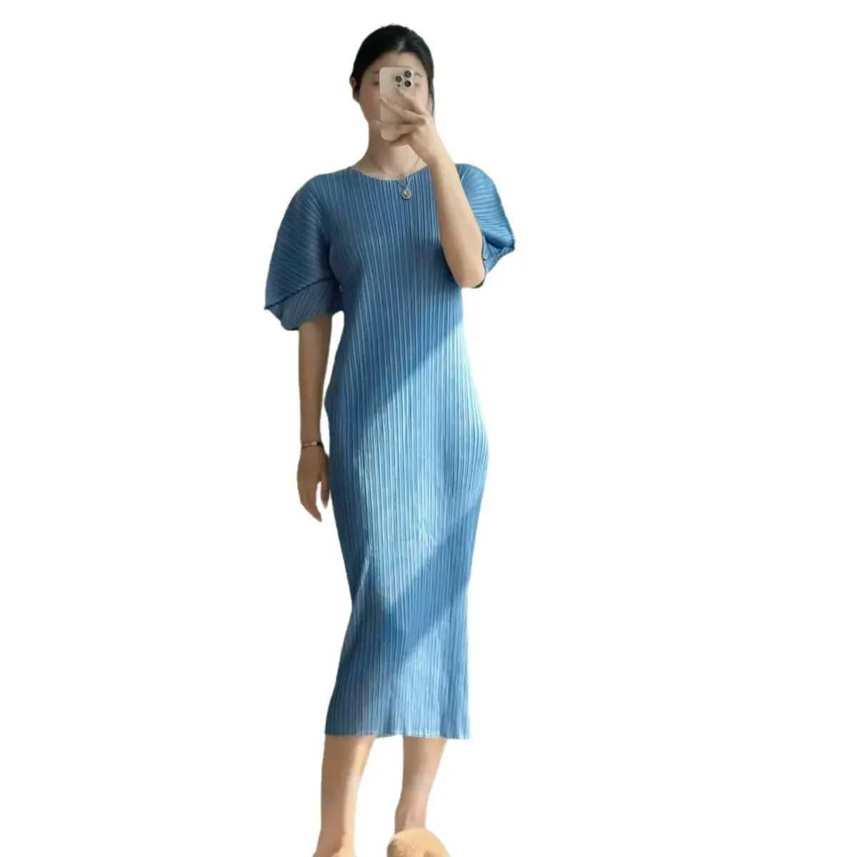 Miyake Pleated Round Neck Puff Sleeve Dresses Lightweight Wrinkle-Resistant Women's Casual Minimalist Chic Dress 2026 New