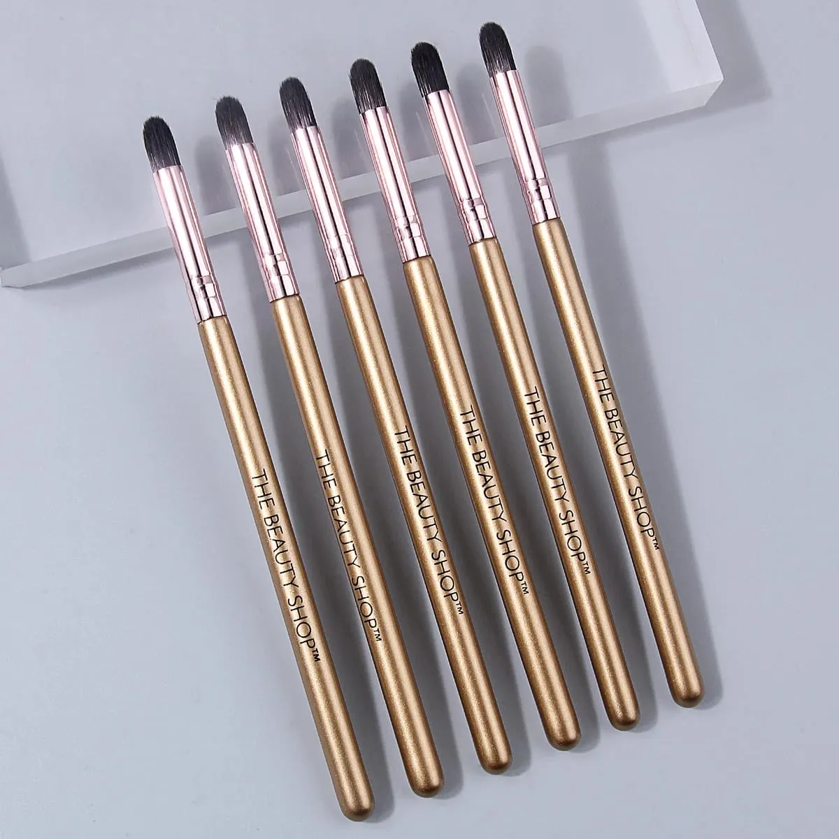 6pcs Detail Eyeshadow Brushes Set Soft Synthetic Precision Eye Makeup Brush for Eyeshadow Packing Cosmetic Tool — image 1