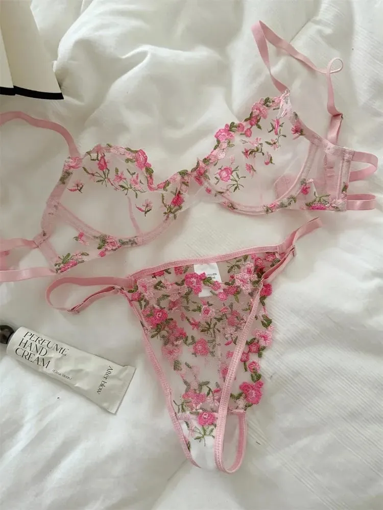 Everyday French Lace Bra Set Wireless Support Embroidered Flower Ultra Thin Breathable Comfort Hollow Out Lingerie BANERDANNI