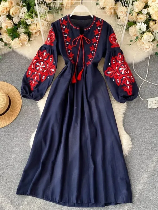Női őszi ruhák Bohém hímzett virágos O-nyakú lámpás ujjú, magas derékú, redőzött ruha, Női Vestidos PL393