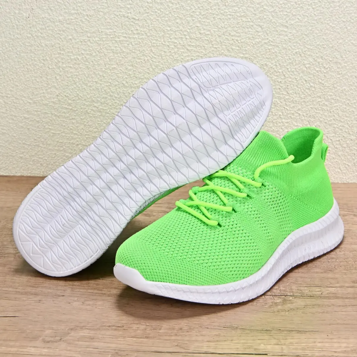 Baskets hommes chaussures hommes chaussures à enfiler de haute qualité hommes mode hommes chaussures antidérapantes respirant chaussure à semelles souples antidérapant 39-48