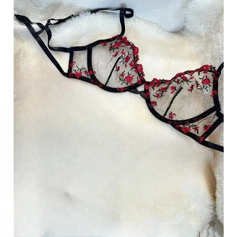 Korean Hot Lace Bra Set Floral Embroidery Transparent Mesh Ultra Thin Big Bust Modest Summer Ladies Daily Wear Underwear 32-38