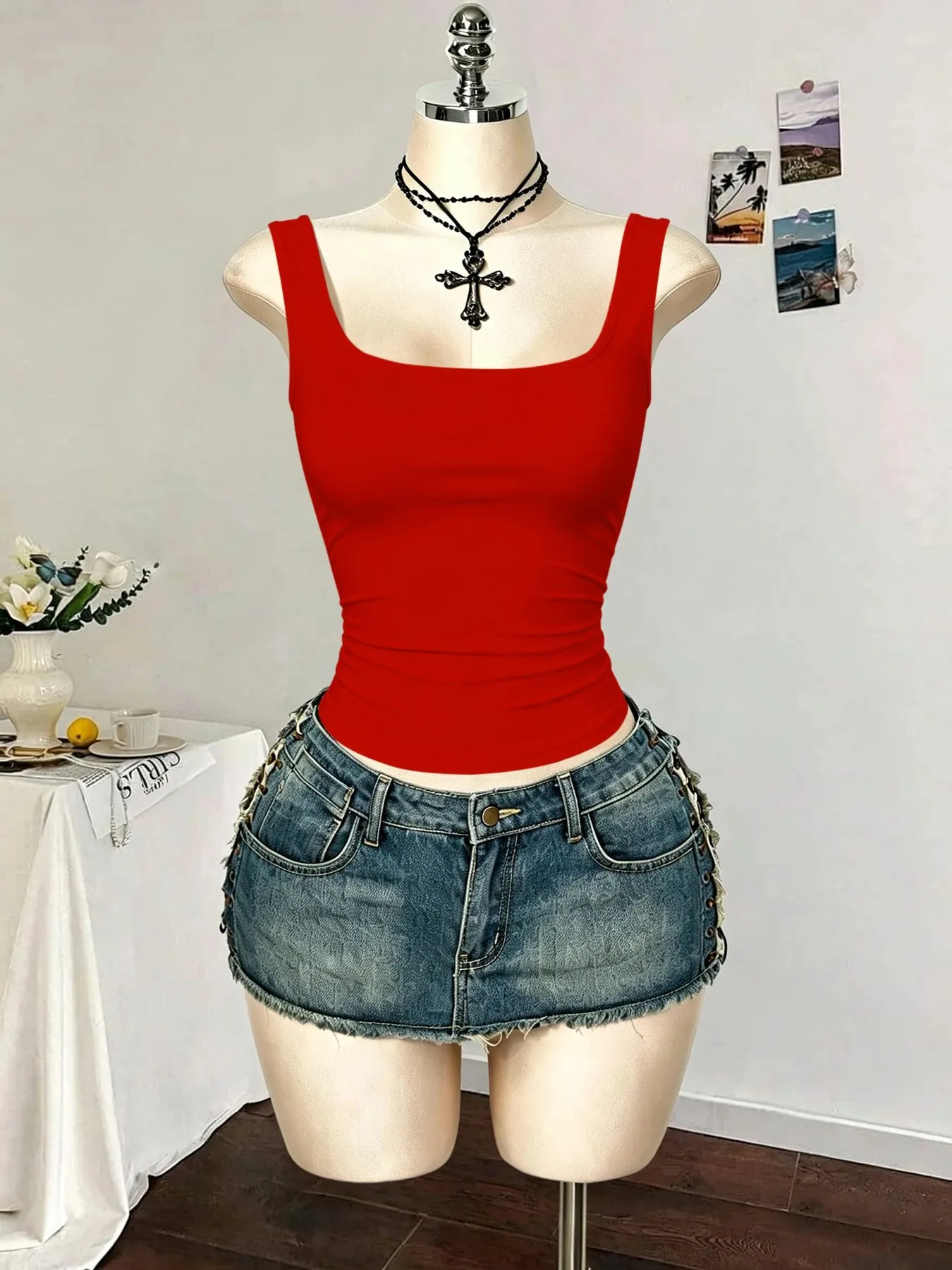 Women Square Neck Wide Strap Ribbed Tank Top Sleeveless Fitted Slim Casual Cami Top