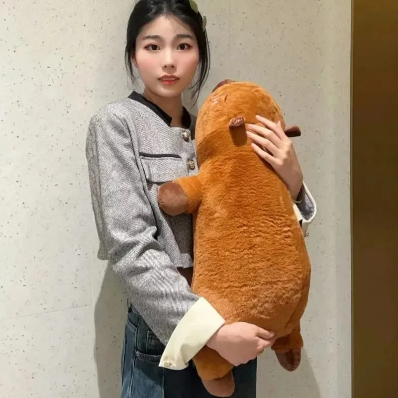 Kawaii Capybara Plüschtier Gefüllte Capibara Flauschige Puppe Langer Schlaf Weiches Kissen Sofakissen Nickerchen Schlafspielzeug für Schule Weihnachten — image 3