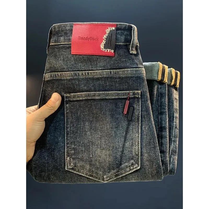 2025 novo micro haren cônico jeans para outono masculino na moda versátil casual elástico solto calças de pernas pequenas