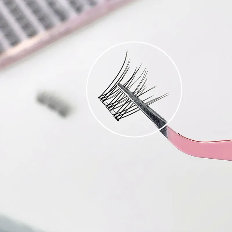 Die künstlichen Wimpern von Gege Bear ohne Gel lassen sich einfach in drei Schritten auftragen und haben natürliche Effekte, perfekt für Anfänger. Sie kommen mit S