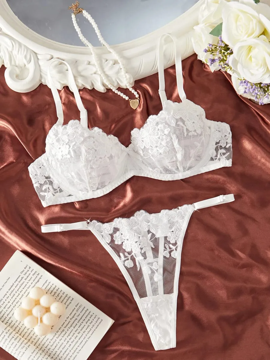 French White Embroidered Lace Underwear Set Elegant Feminine Design Bra And Panties Combo for Women — image 2