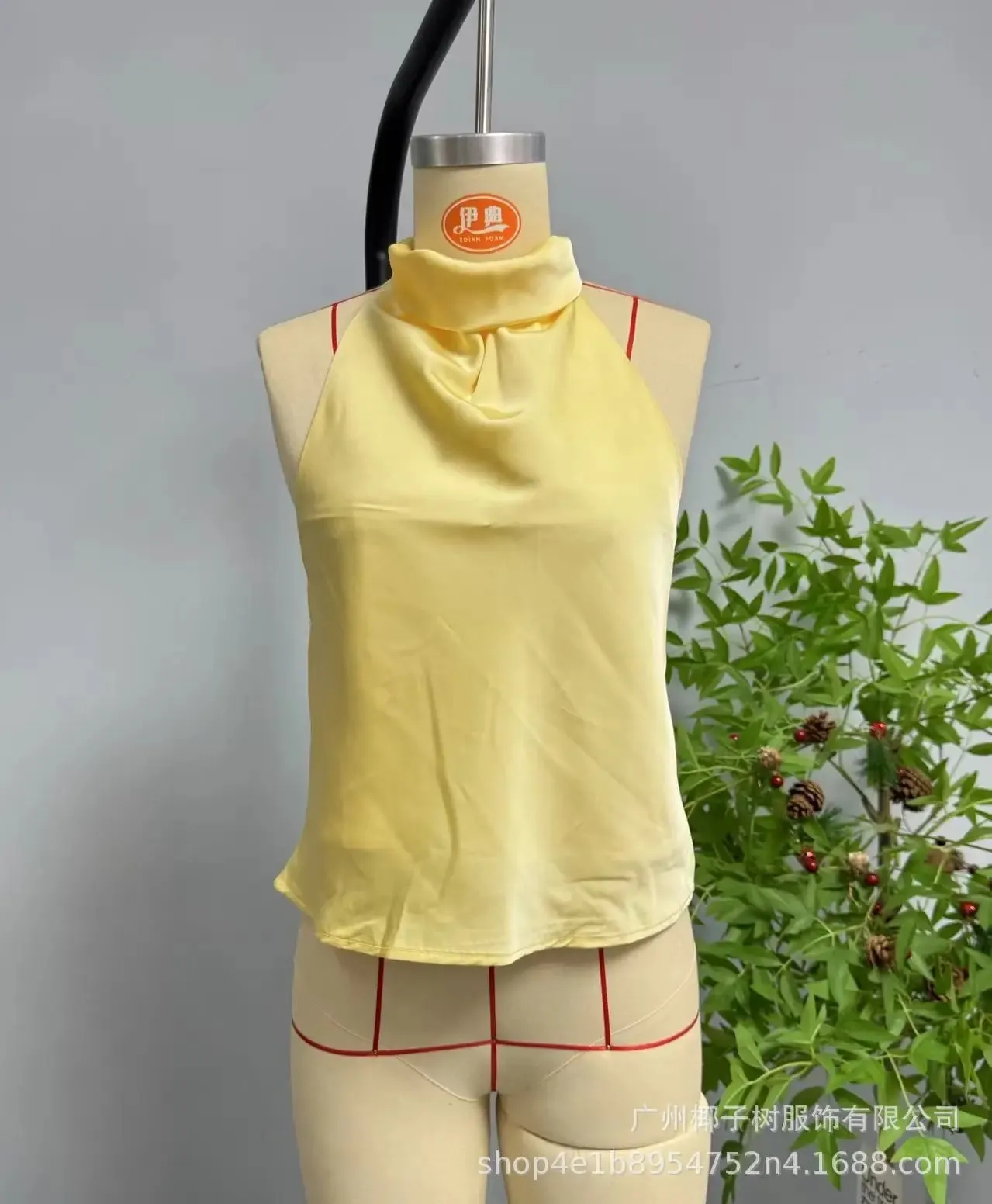 Women's Satin Halter Neck Sleeveless Top Summer Elegant Draped Collar Blouse Smooth Chic Office Party Wear Evening Outings
