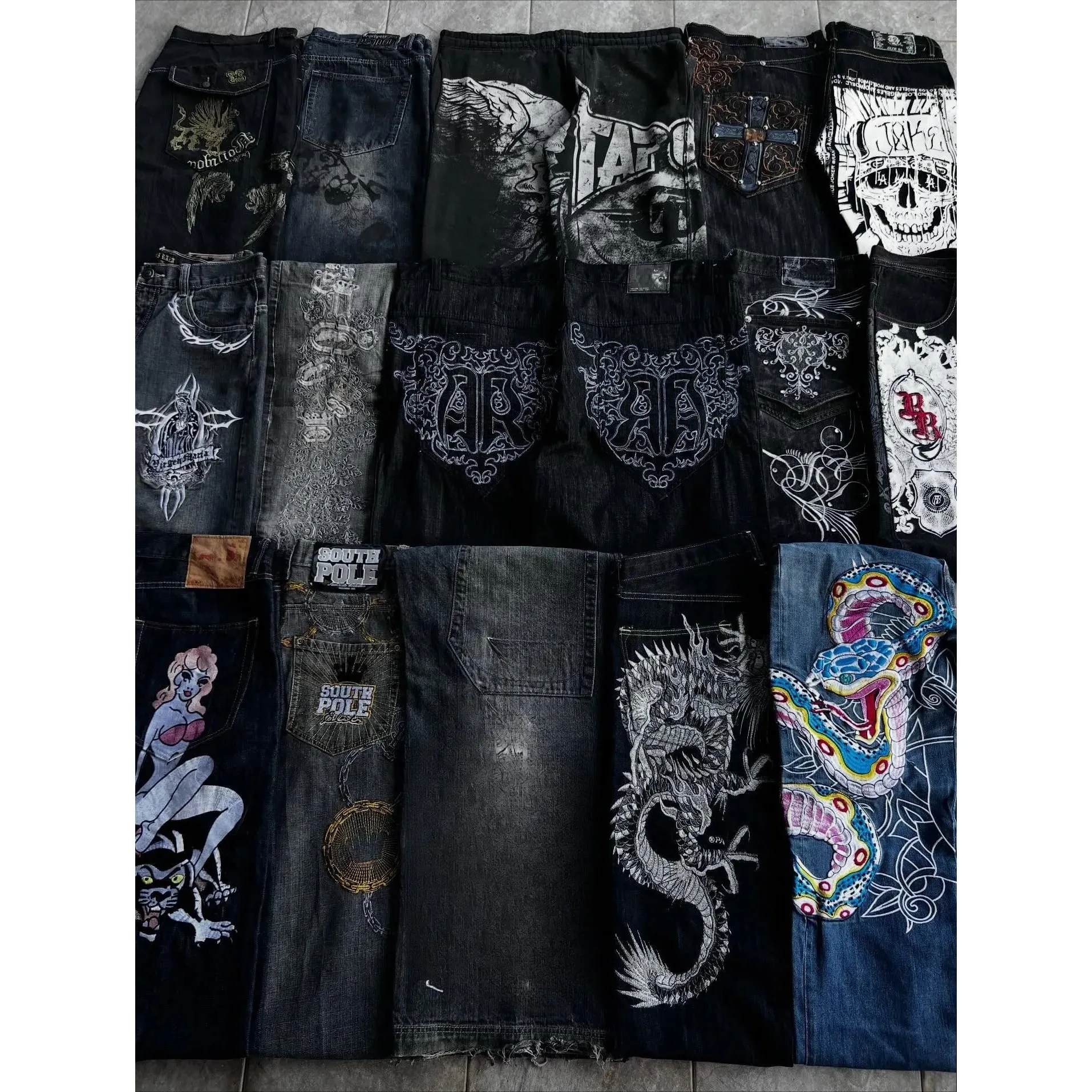 Retro Y2K Oversized Print Explosions Mens Jeans American Hip-hop Trend Gothic Straight Pants Harajuku Casual Couple Wide Pants — image 4