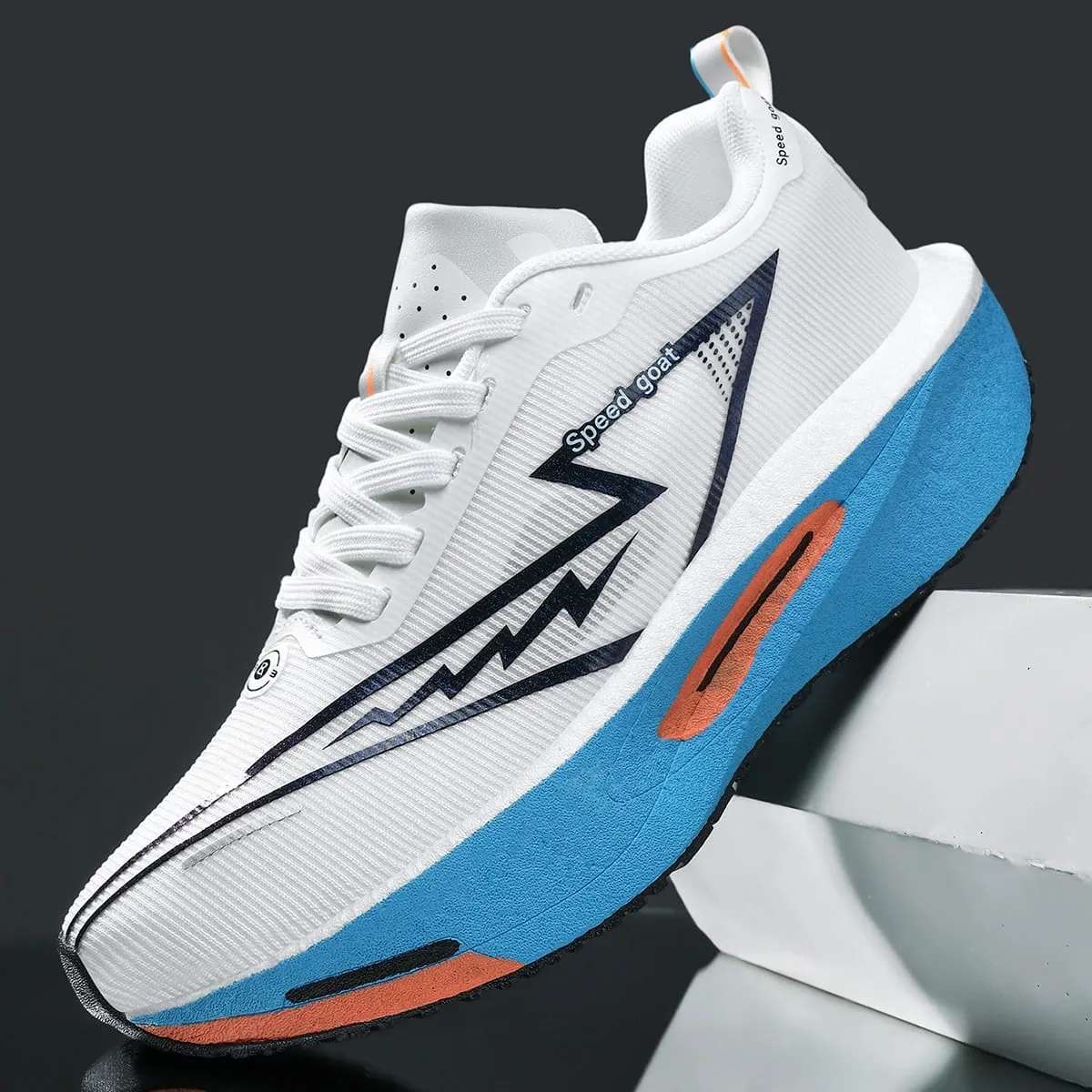 New Four-Season Versatile Non-Slip Shock-Absorbing Technology Carbon Plate Sports Casual Shoes Running Shoes Fitness Shoes Unise — image 4