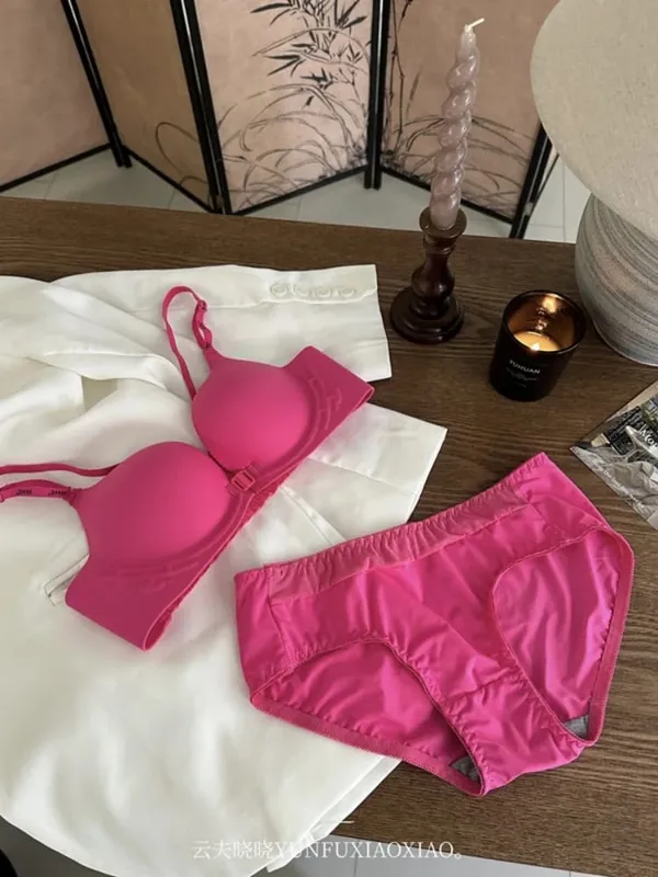 Ensemble de lingerie dos nu à fermeture avant avec ensemble de soutien-gorge confortable et sans armatures anti-affaissement. — image 5