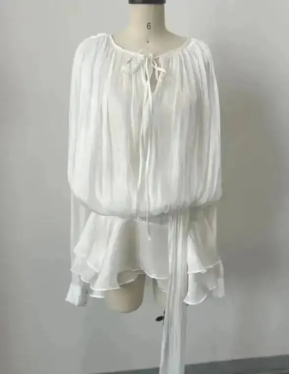 2026 Nuova moda estiva Abbigliamento donna girocollo maniche a lanterna abito corto in raso con pantaloncini sotto due pezzi