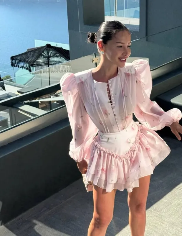 Women Green Tie Waist Long Sleeve Maxi Dress Deep V Lantern Sleeve Flowy Vacation Gown 2026 Seaside Street Holiday Party Outfit