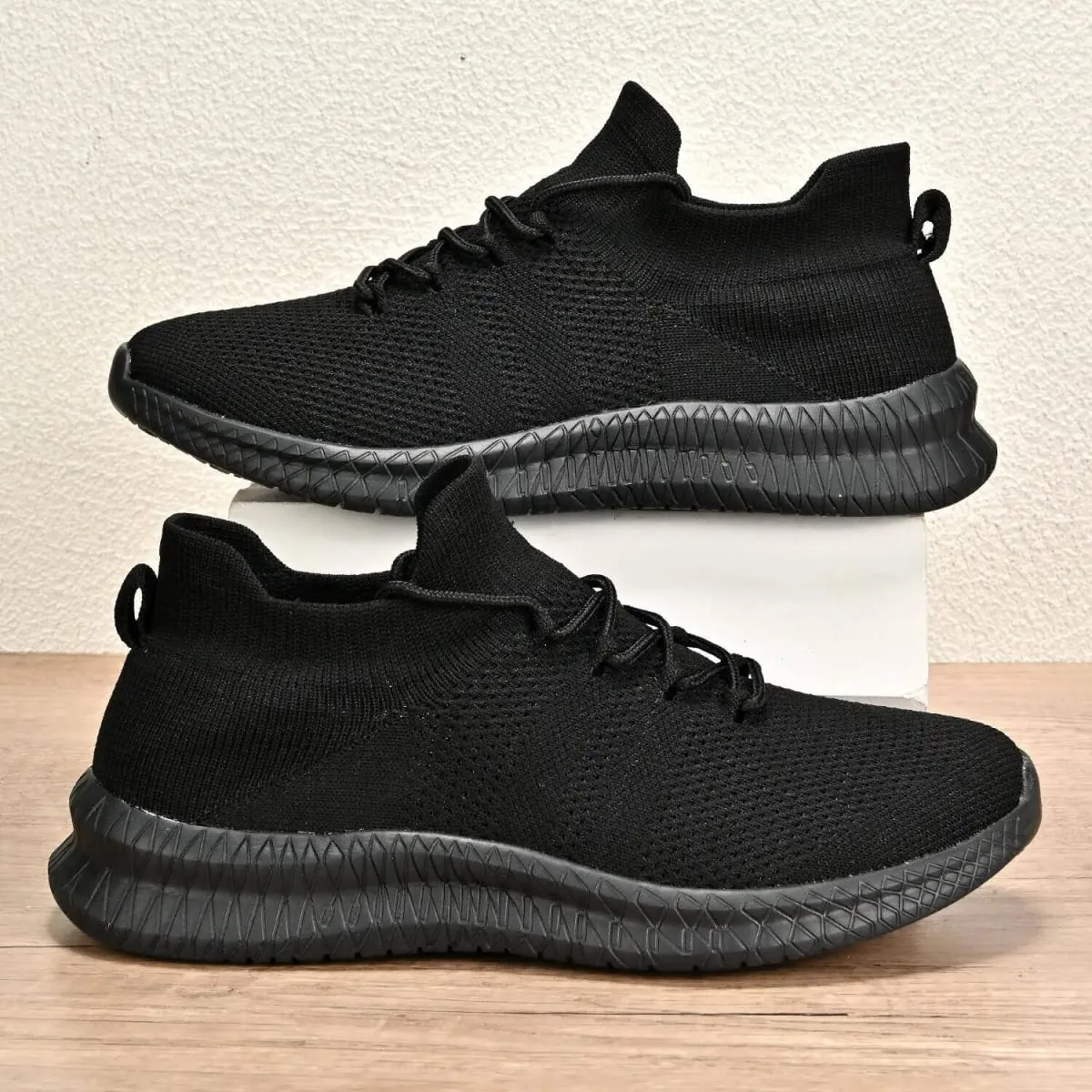 Baskets hommes chaussures hommes chaussures à enfiler de haute qualité hommes mode hommes chaussures antidérapantes respirant chaussure à semelles souples antidérapant 39-48