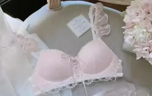 Cute German Style Bralette Set Wireless Lace Training Bra for Teens Sweet First Bra for Small Chest Comfortable Girls Lingerie — image 12