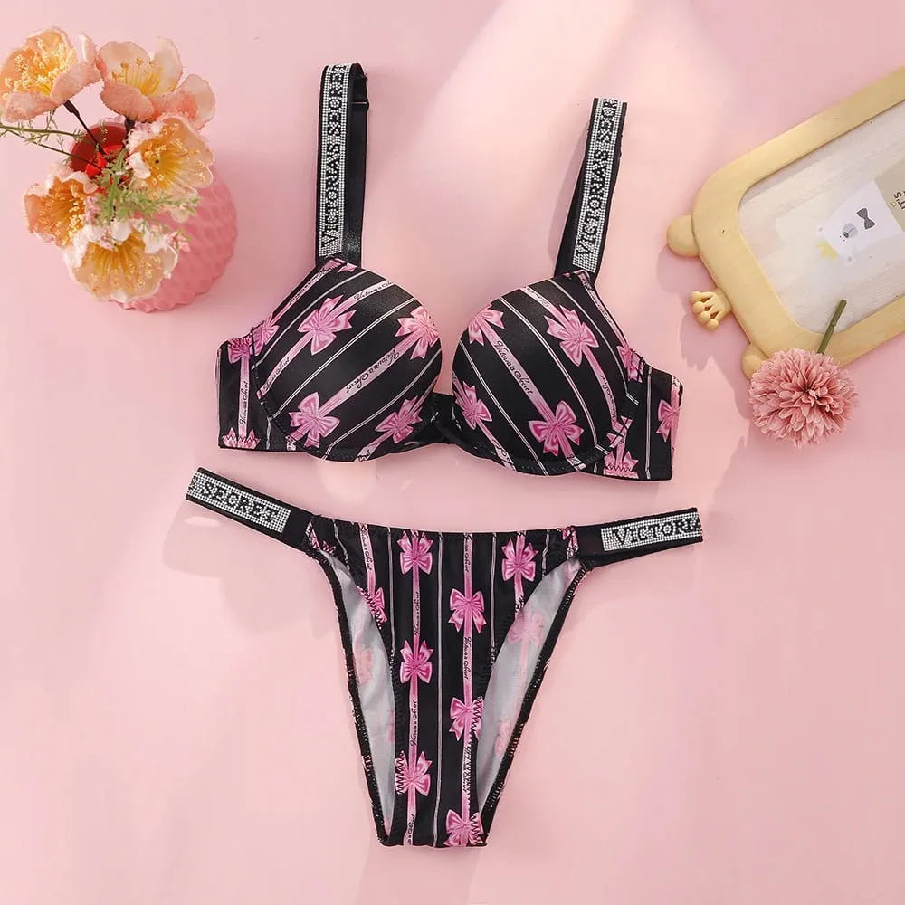 VS Very Sexy Logo Shine Strap Tropical Floral Push Up Bra Shine Script Thong Panty Victoria Secret Sexy Lingerie Set