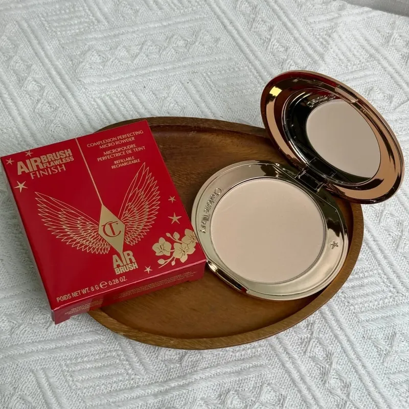 Charlotte Tilbury Airbrush Powder Blurring Poreless & Highlighter Illuminating Luminous Long Lasting Soft Focus Glow แต่งหน้าของขวัญ