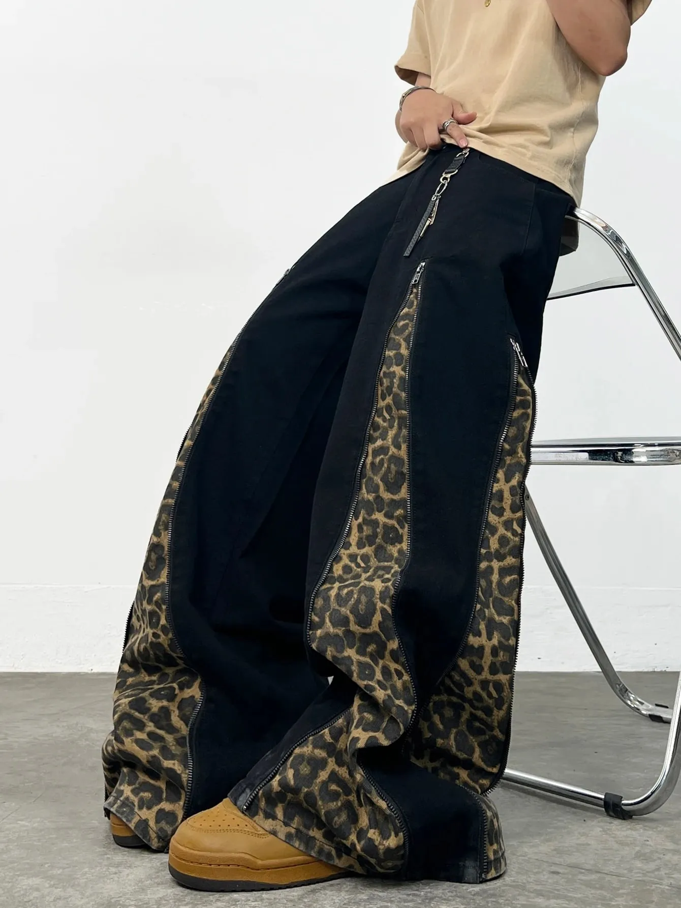 Men's Jeans Versatile Streetwear Wide Pants Trendy Y2K Leopard Print Patchwork Men's Casual Trousers Suitable For All Seasons — image 6