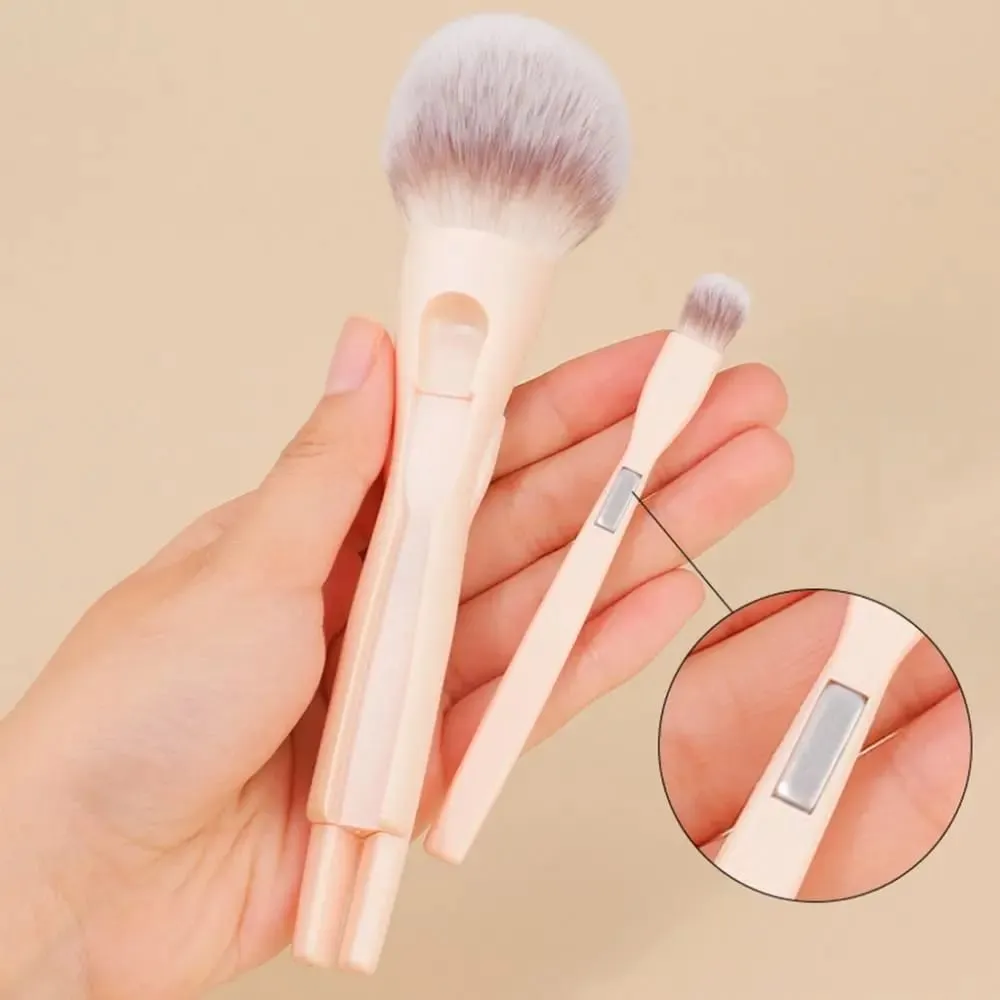4Pcs 4 in-1 Makeup Brush Set Magnetic Suction Powder Blusher Brush Travel Makeup Brushes Soft Concealer Brush — image 1