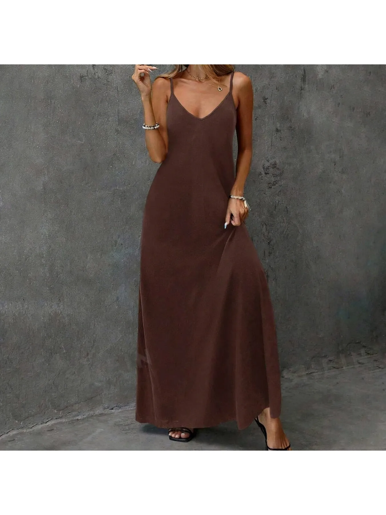 2026 Casual and Elegant Solid Color Suspender V-Neck Sleeveless Loose and Comfortable Backless Dress Long Skirt