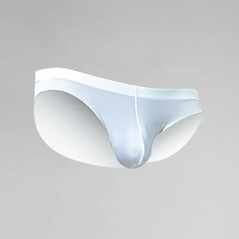 Modale Herrenunterwäsche. Superdünner Eisseidenstil für den Sommer. Verführerischer, atmungsaktiver Herren-Slip. Sexy, durchscheinende Unterhose